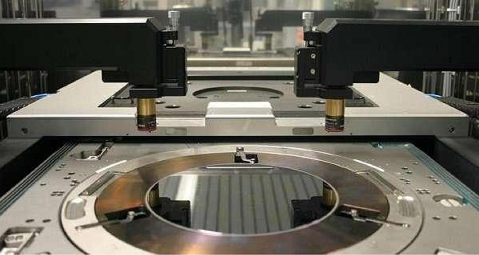 Thermocouple for semiconductor heater